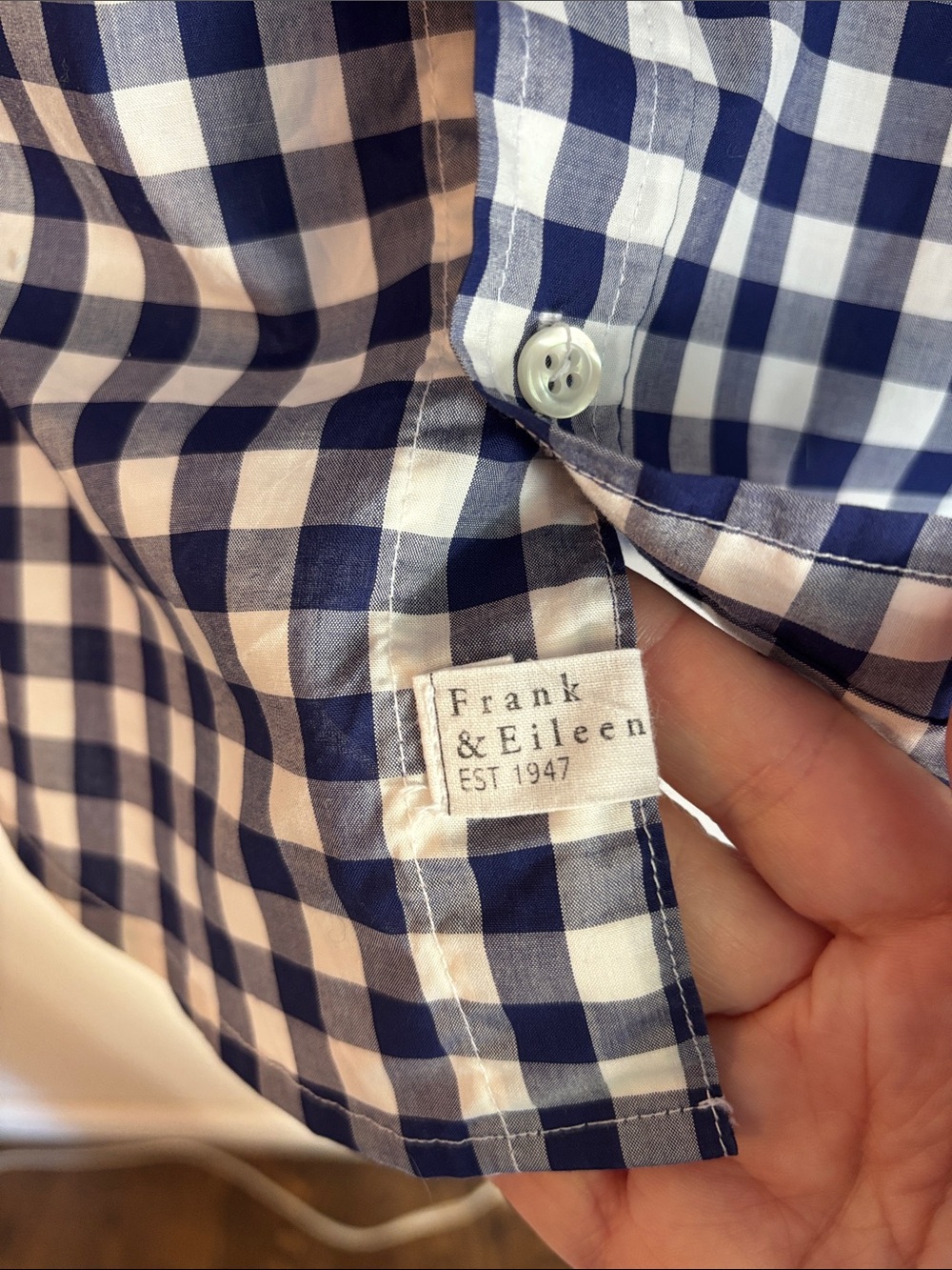 Frank & Eileen Barry Navy and White Gingham Button-Down 100% cotton Shirt LG EUC - Picture 6 of 10